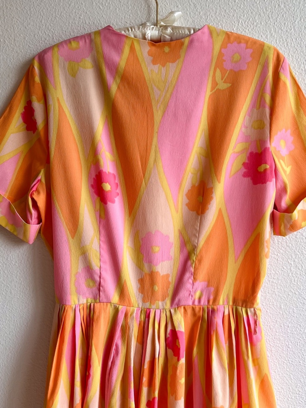 Vintage 1950s Orange and Pink Sorbet Print Dress (M) - Picture 13 of 13